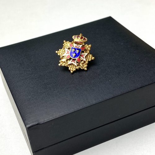 Pin Gran Cruz para traje