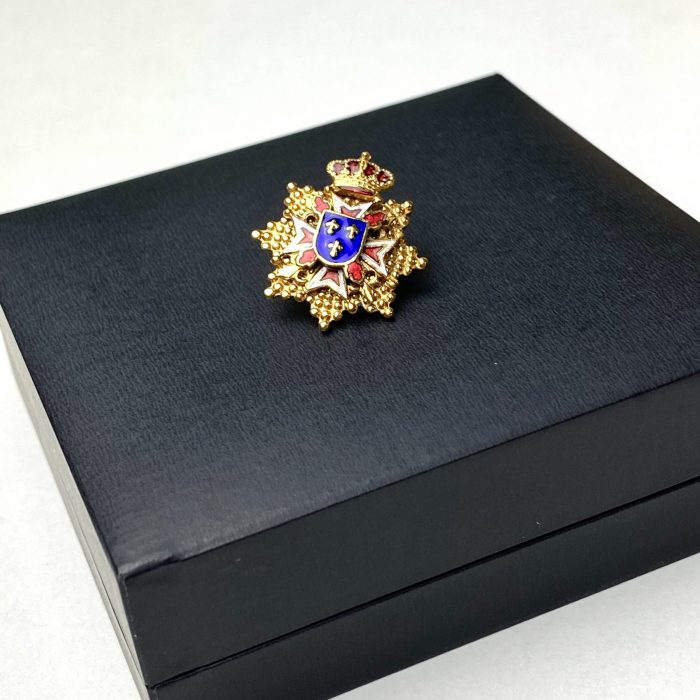 Pin Gran Cruz para traje