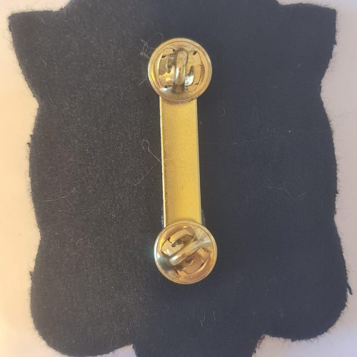 Escudo para chaqueta con sujeción doble PIN