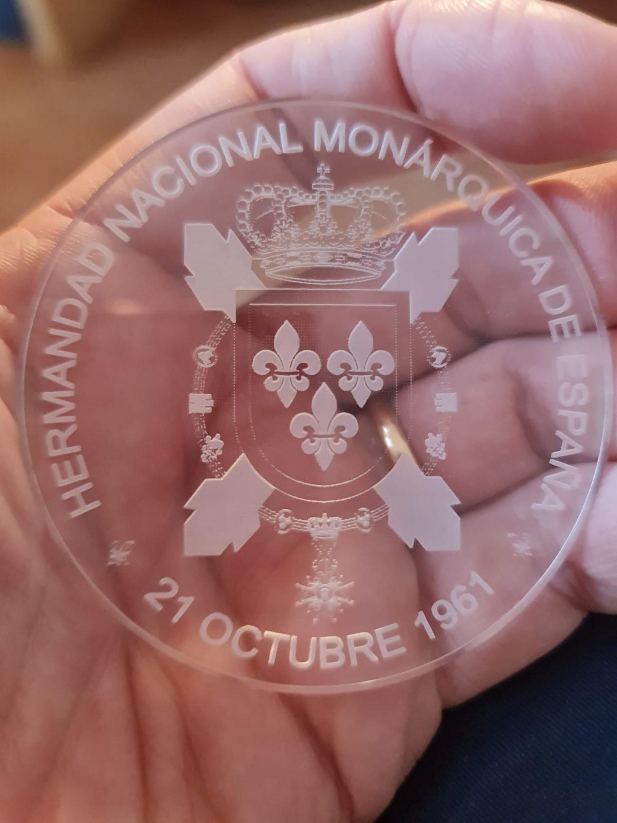 Placa metacrilato de la fundación de la HNME