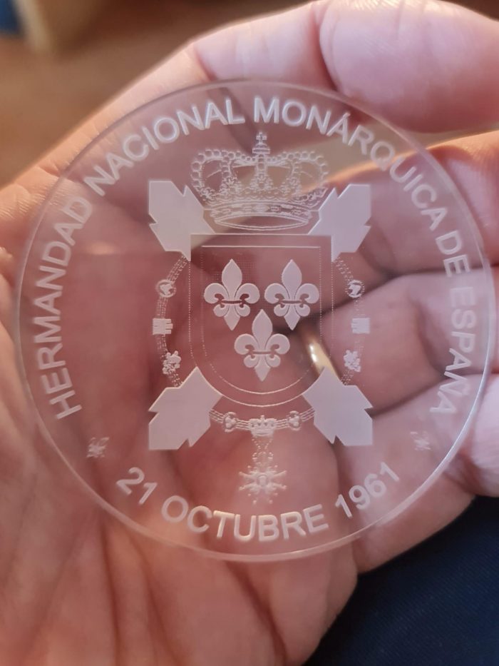 Placa metacrilato de la fundación de la HNME