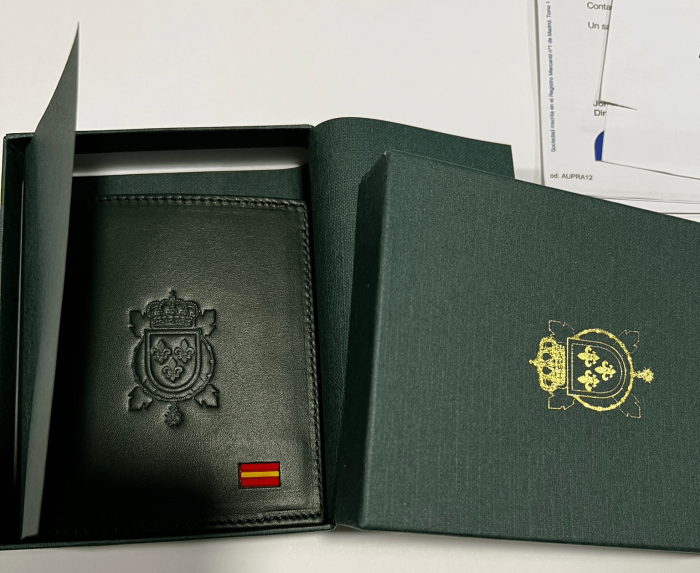 Cartera-Billetera HNME