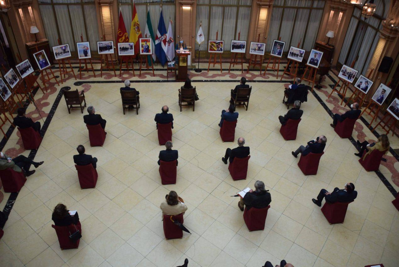 Exposición en SEVILLA de fotografías de SM el Rey