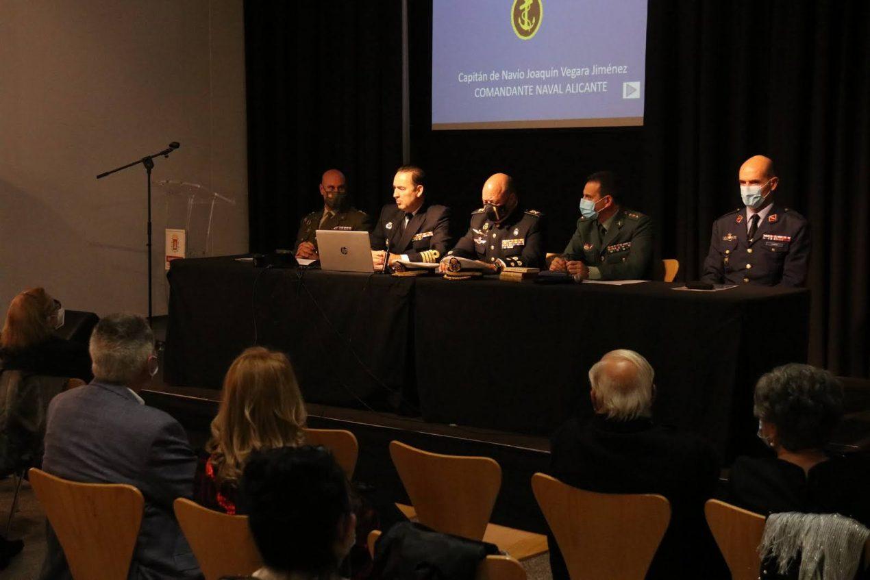 Mesa redonda ALICANTE